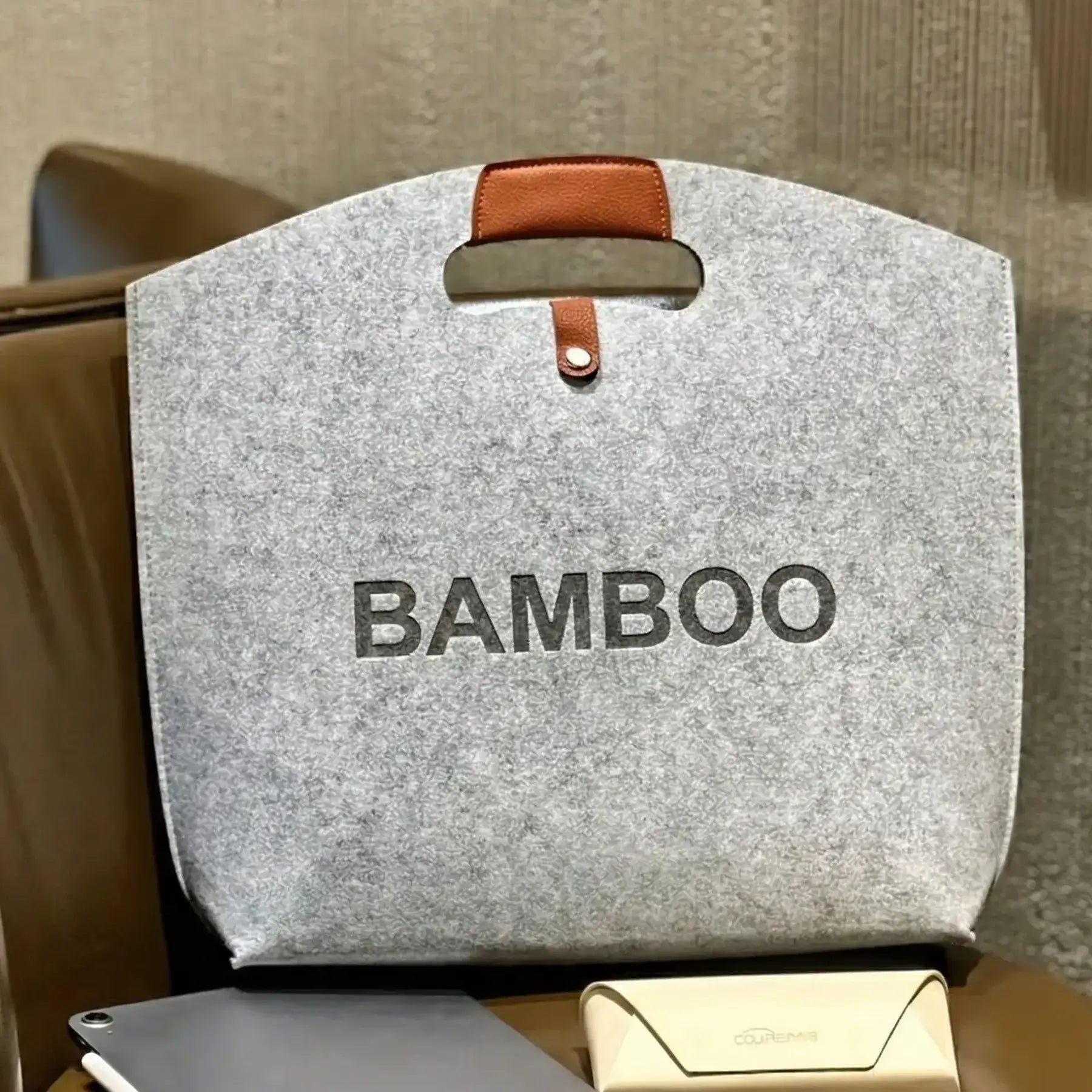 Die-Cut Handle Felt Bag