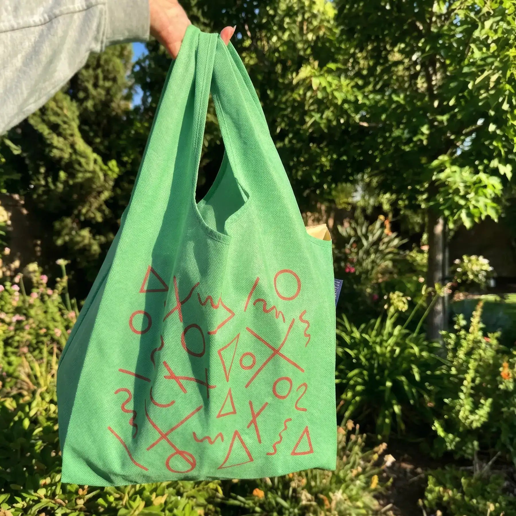 T-Shirt Style Non-Woven Tote Bag