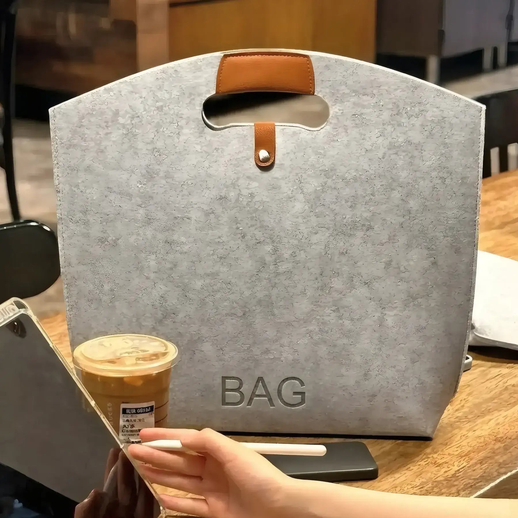 Die-Cut Handle Felt Bag